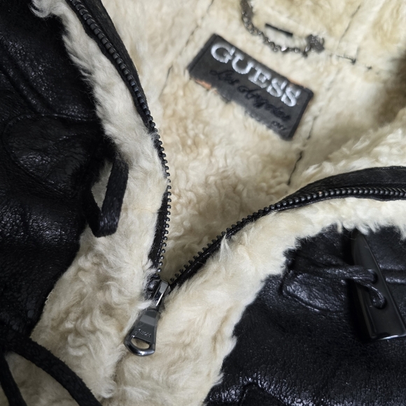 Vintage Guess Two Tone Hooded Faux Suede Leather And Fur Toggle Button Jacket - Picture 5 of 15